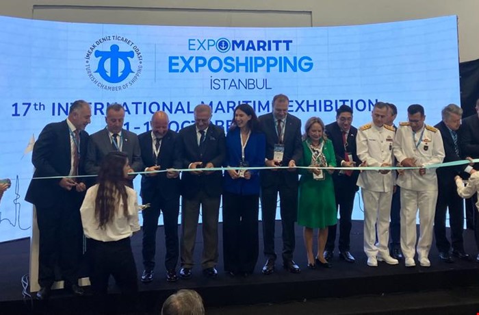 Gemi Yat ve Hizmetleri İhracatçıları Birliği Info Standı Exposhipping-ExpoMaritt 17. Uluslararası Denizcilik Fuarı'nda Yerini Aldı